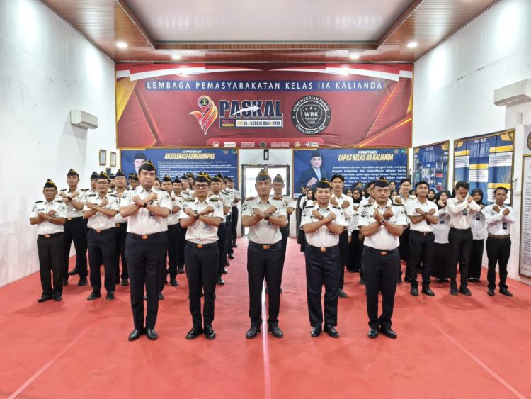 Semua Pegawai Lapas Kalianda Teken Komitmen Bersama Pembangunan Zona Integritas