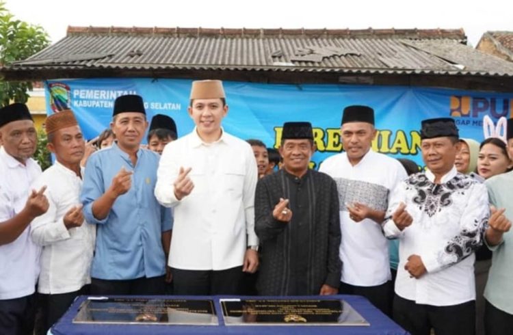 Jalan Rusak Bertahun-tahun di Katibung Kini Diresmikan, Mobilitas Warga Meningkat