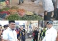 Gubernur Rahmat Mirzani Djausal Borong Dagangan dan Tinjau Infrastruktur Pasar Jatimulyo
