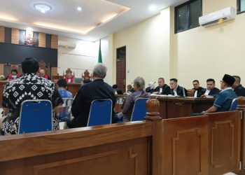 Sidang PT LEB Memanas, Pertanyaan Hermawan Eriadi Uji Keterangan Saksi Ahli