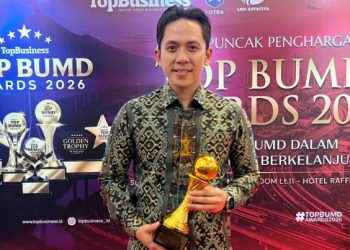 Direktur Tirta Jasa Julianto Raih TOP CEO BUMD 2026
