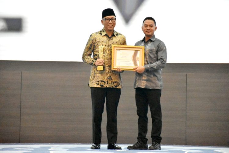 Rahmat Mirzani Djausal Dianugerahi Tokoh Penggerak Agrikultur Nasional