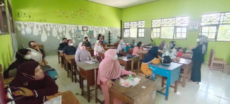 Modus Halus Oknum Guru? Wali Murid Keluhkan Uang “Titipan”