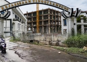 Anggaran Jalan Hanya Rp20 Miliar, Warga Pertanyakan Prioritas Pemkot Bandar Lampung