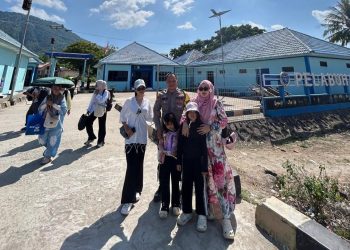 Aipda Deni Gencar Promosikan Pulau Sebesi dan Krakatau