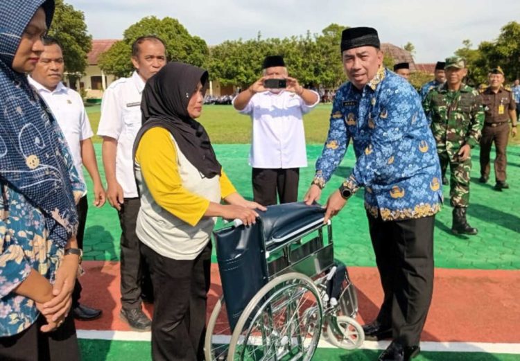 Sekda Pringsewu Pimpin Upacara Hardiknas, Soroti Peran Pendidikan