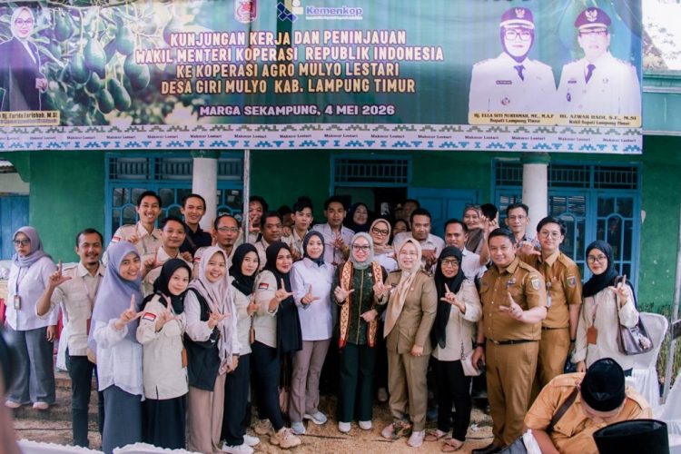 Kunjungi Lampung Timur, Farida Farichah Tekankan Koperasi Naik Kelas