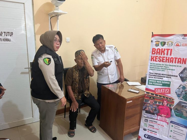 Polres Pringsewu Fasilitasi Operasi Katarak Gratis untuk Warga Kurang Mampu