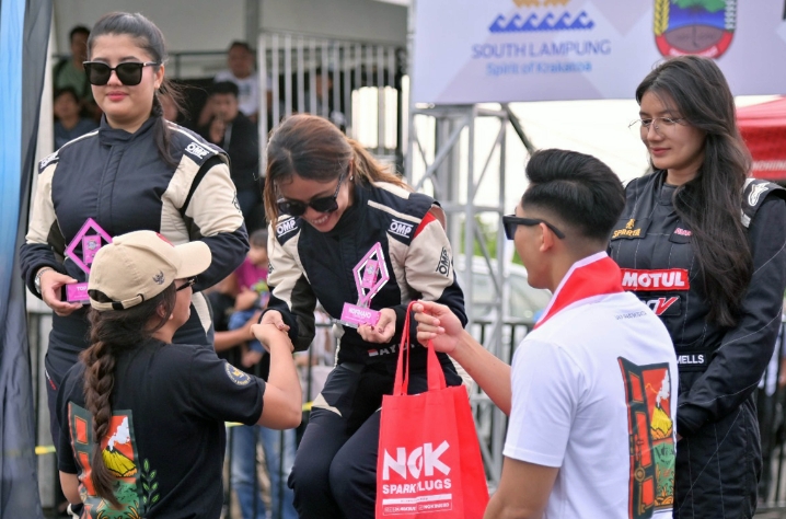 Zita Anjani Dukung Drifter Wanita di IDS Sumatra 2026, Lampung Selatan Cetak Sejarah