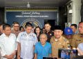 Tangis Haru Sambut Kepulangan Mbah Mujiran dari Lapas Kalianda