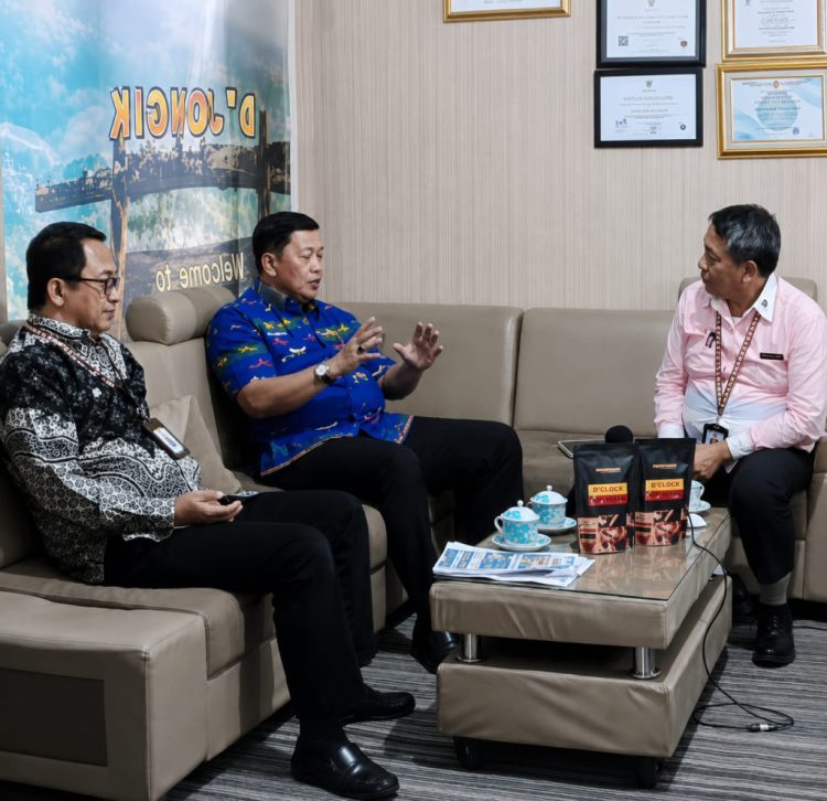Infrastruktur Jadi Prioritas, Pemkab Tanggamus Pastikan Proyek Jalan Mulai Dikerjakan Agustus