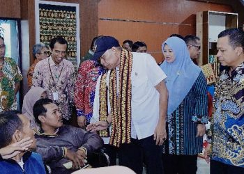 Kunjungi Pringsewu, Wamensos RI Salurkan Bantuan ATENSI Senilai Rp1,03 Miliar