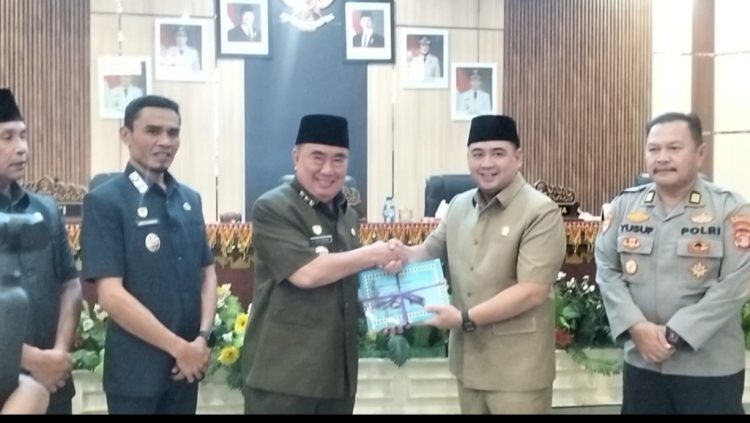 Paripurna DPRD Tanggamus, Saleh Asnawi Paparkan Pertanggungjawaban APBD 2025