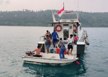 Sat Polairud Polres Lampung Selatan Patroli Gunung Anak Krakatau, Wisatawan Diimbau Tak Mendekat