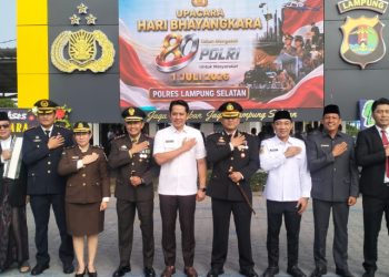 Farizal Purba Wakili Ketua DPRD Lampung Selatan Hadiri Upacara Hari Bhayangkara ke-80