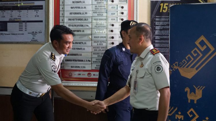 Direktur Poltekimipas Tinjau Taruna Magang dan Program Pembinaan di Lapas Kalianda