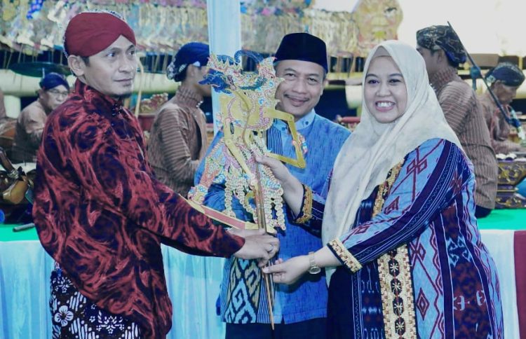 Bersih Desa Ke-116 Pekon Wonodadi Meriah, Umi Laila: Tradisi Ini Perekat Persaudaraan