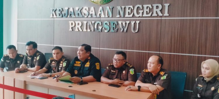 Dugaan Mark-Up dan Kegiatan Fiktif, Kejari Pringsewu Tetapkan Dua Tersangka Korupsi Bapenda