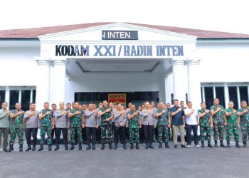 Irjen Helfi Assegaf dan Mayjen Kristomei Sianturi Perkuat Soliditas TNI-Polri di Lampung