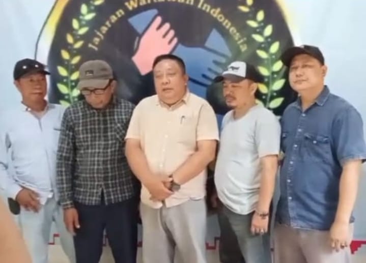 Semarak HUT ke-70 Lampung Selatan, JWI Gelar Lintas Alam Nasional Gunung Rajabasa–Krakatau