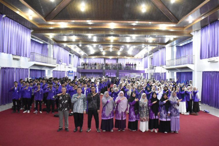 Universitas Aisyah Pringsewu Lepas 656 Mahasiswa KKN Akhlakul Karimah Berdampak