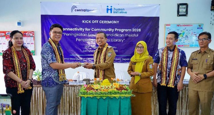 Centratama Group Salurkan Bantuan Rp500 Juta untuk Perpustakaan Digital SMPN 2 Pringsewu