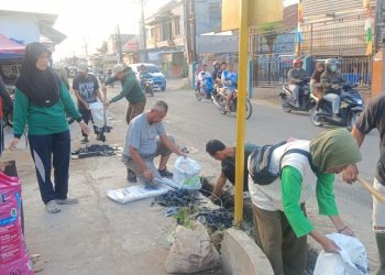 Lurah Sukarame Turun Tangan, Keluhan Drainase Jalan Pulau Karimun Segera Dilaporkan ke Wali Kota