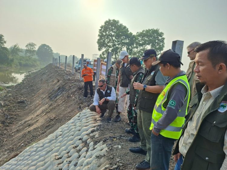 Way Kambas Menuju Pusat Konservasi Gajah Dunia, Tim Internasional Cek Progres Pembangunan