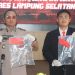Warga Lampung Selatan Serahkan Dua Senpi Rakitan dan Empat Amunisi ke Polisi