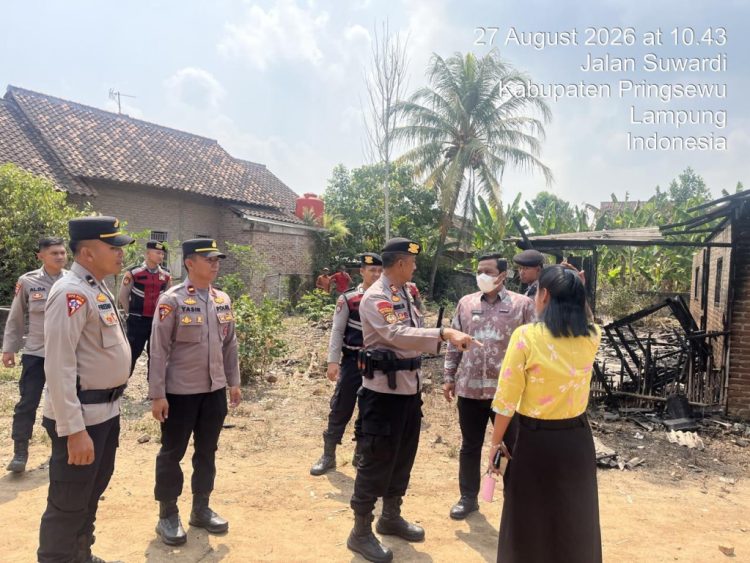Lalai tinggalkan api saat bakar sampah, rumah warga Pringsewu terbakar