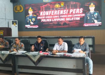Buntuti mobil dini hari, dua pelaku curas di Jalinsum Lampung Selatan diciduk