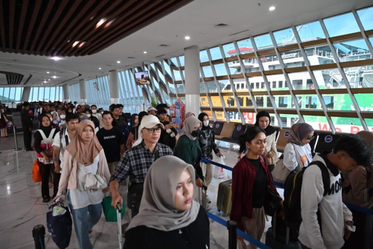 Anak Krakatau Kembali Aktif, ASDP Perkuat Pengawasan Keselamatan Merak-Bakauheni