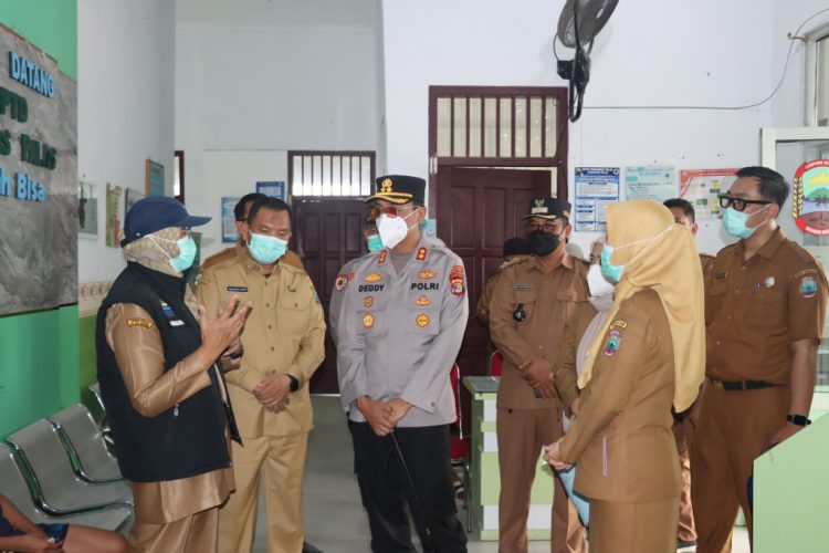 Abu Vulkanik Anak Krakatau Jadi Perhatian, Kapolres Deddy Turun Langsung ke Palas
