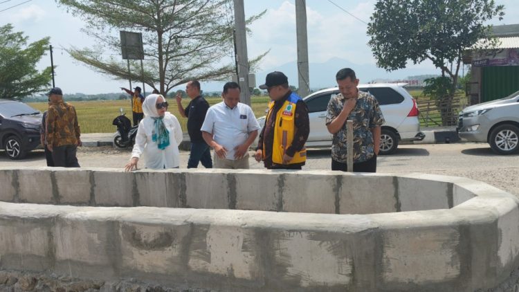 Pasir Berkadar Tanah Tinggi Ditemukan, Komisi III Minta Material Proyek Diganti