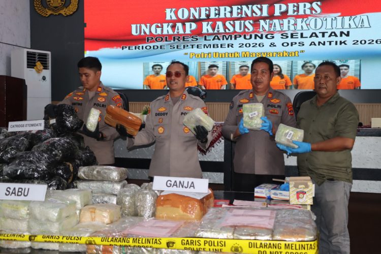 Polisi Bongkar Pengiriman 50 Kg Sabu di Bakauheni, Tiga Orang Diamankan