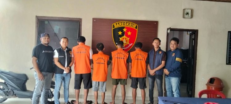 Beraksi Dini Hari, Empat Pria Diduga Curi Ban Bekas di Natar, Kerugian Rp13 Juta